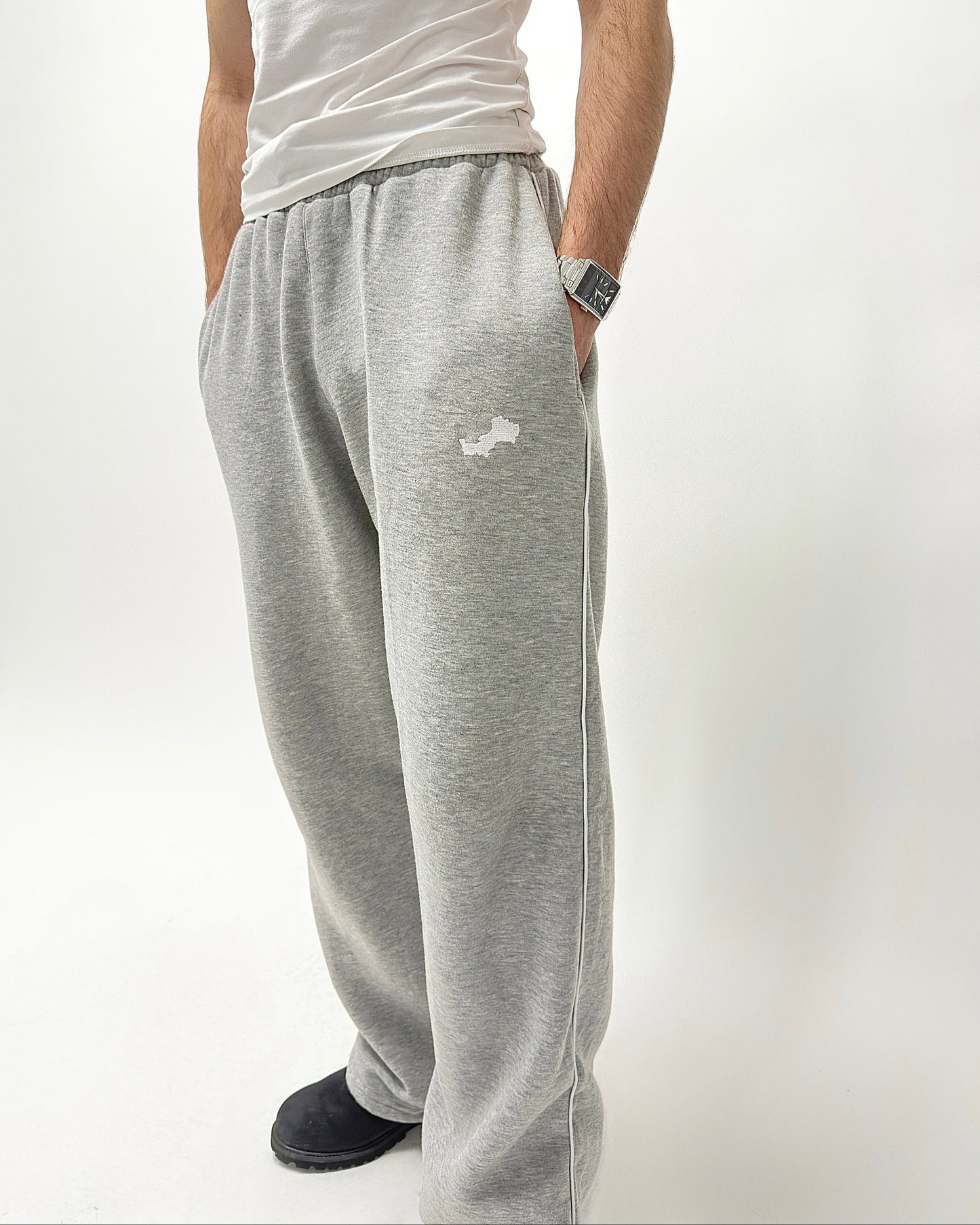 JOGGERS - GREY
